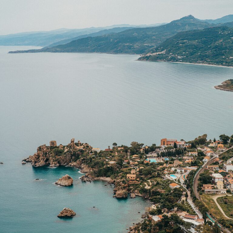 Sicilian Beaches & Coastal Living