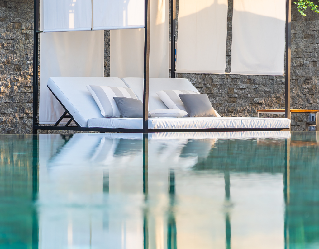 Luxury Villas & Exclusive Stays