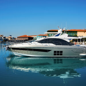 YATCH CHARTER